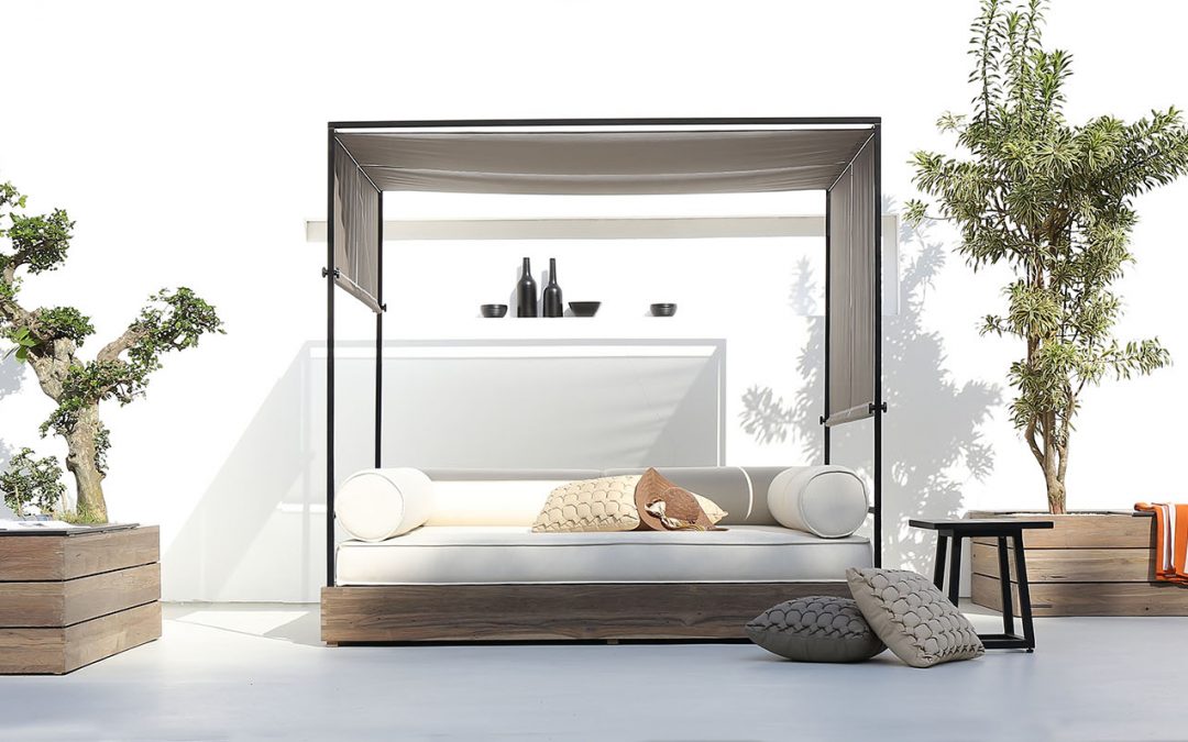 AIKO Daybed & Planter Bench