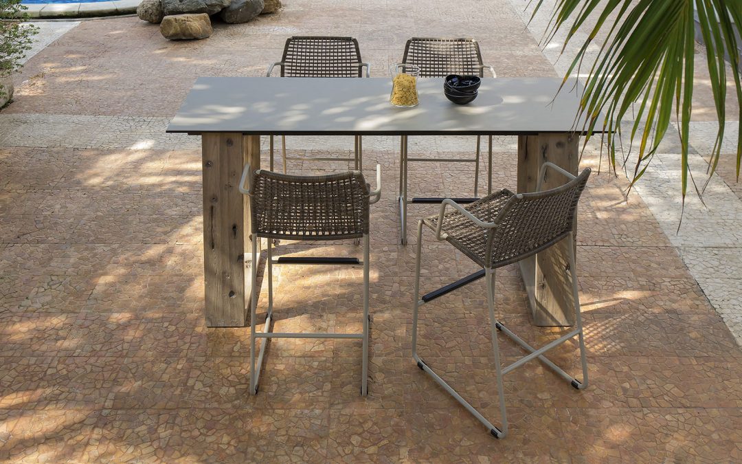 AIKO Bar Table and MANDA Bar Chair