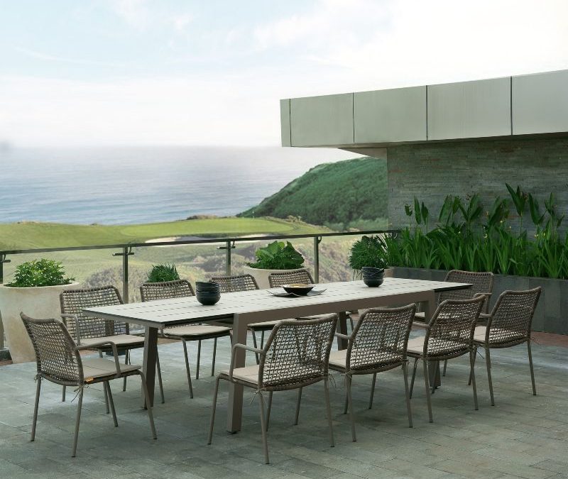 BAIA Extension Table & MANDA Dining Chair
