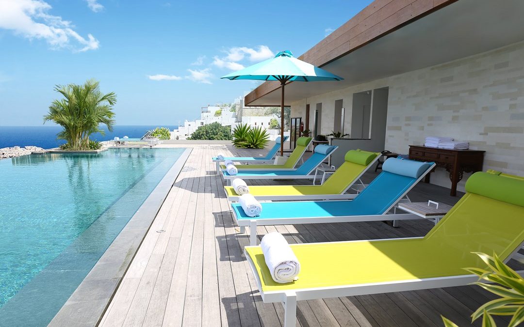 ALLUX STACKABLE LOUNGER
