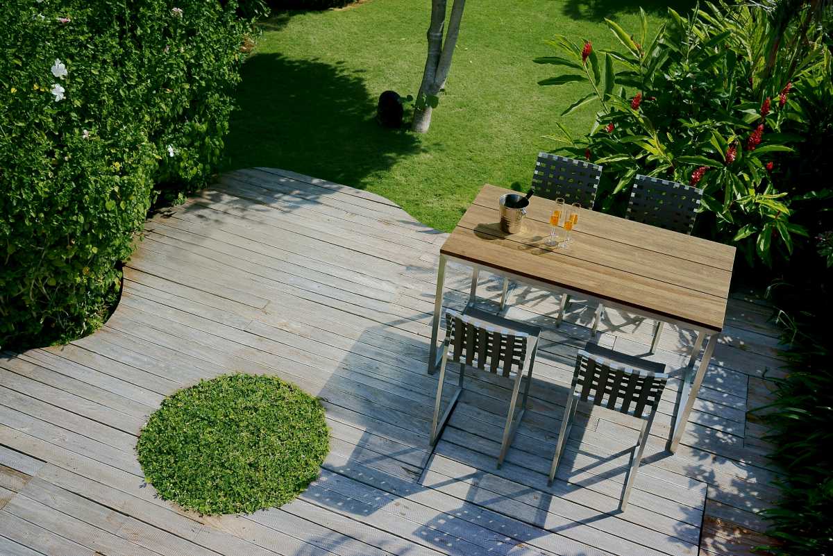 OKO_high_table_ OKO_bar_chair_med