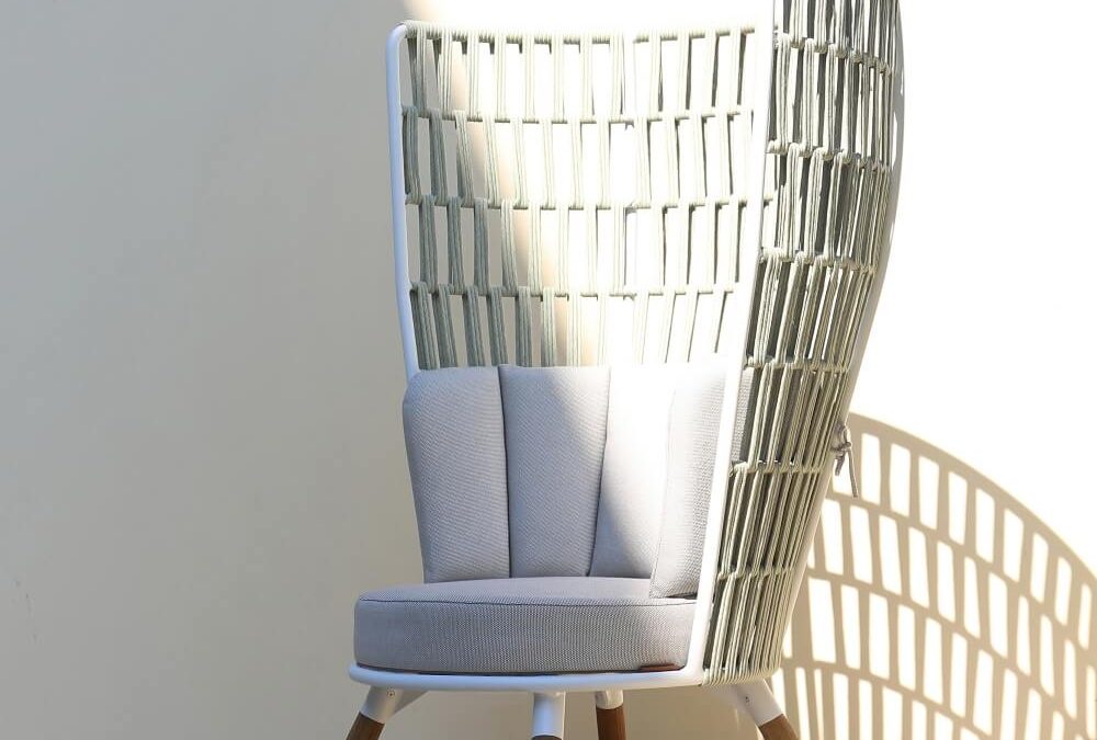 DAISY RAE Bar Chat Chair High Back