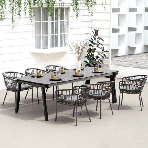 MAXXIMUS Extension Table & BONO Dining Chair