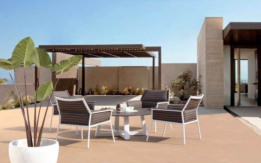 ANDY Easy Chair & MONO Lounge Table
