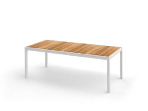 ALLUX Dining Table 86.5" / 220 cm (Straight Slats)
