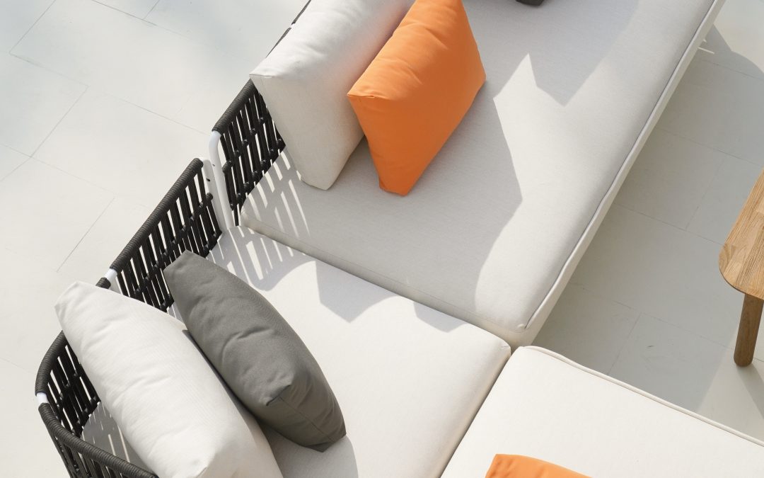 DAISY DEEP SEATING RAE DETAIL