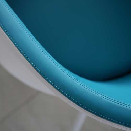 ZUPY Dining Chair Twotone detail