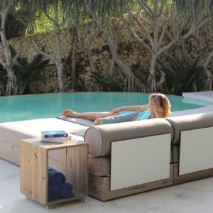 AIKO_lounger_rolling_table_S_2_thumb