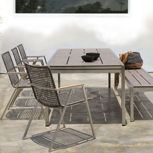 BAIA Extension Table & OLAF Dining Chair (Closed)