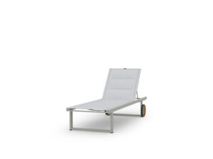 ALLUX Lounger with Wooden Wheels (Padded Sling)