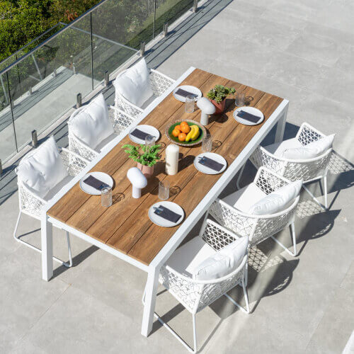 BAIA Extension Table & OHANA Dining Chair