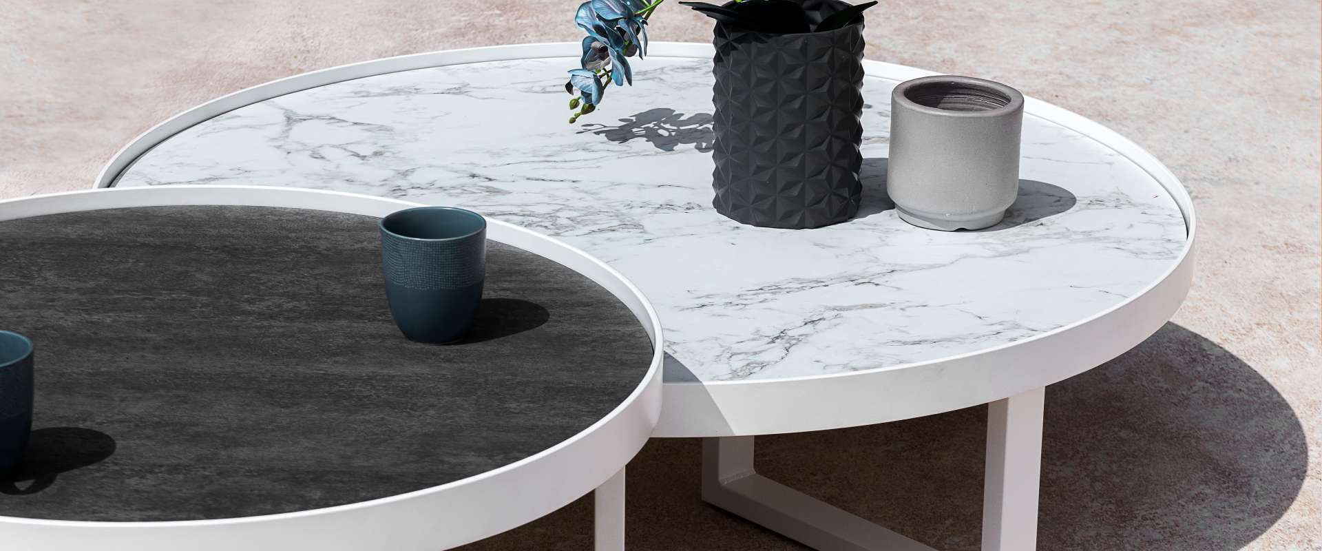 MUNIA Tables